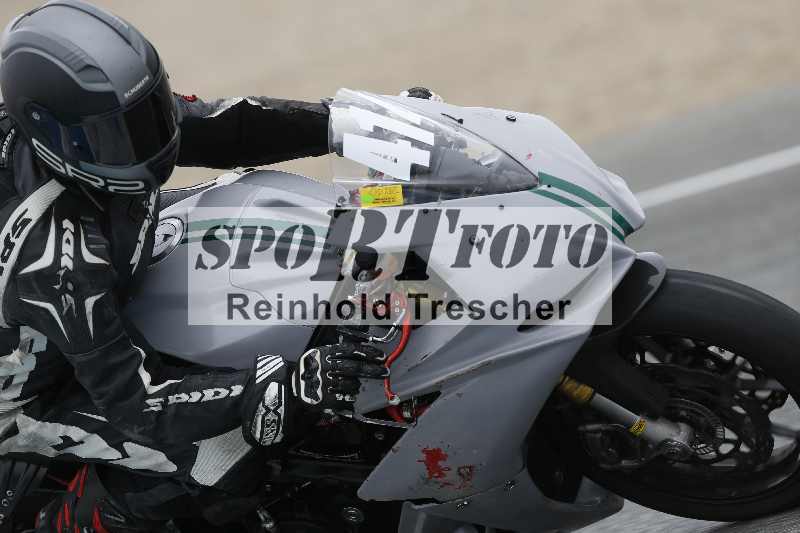 /02 28.-31.01.2025 Moto Center Thun Jerez/gruen-green/414